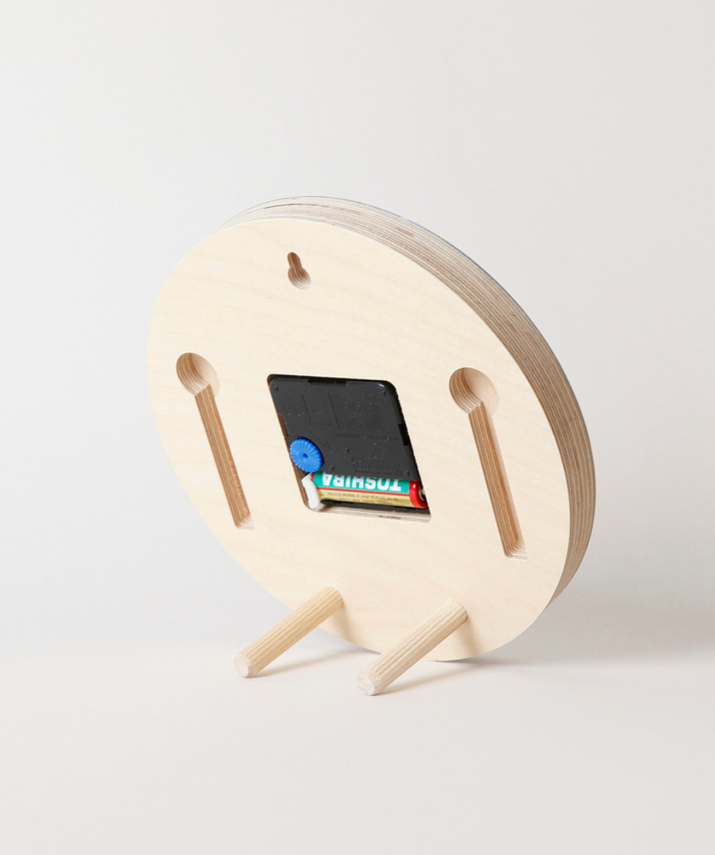 Circle wall NAVI clock